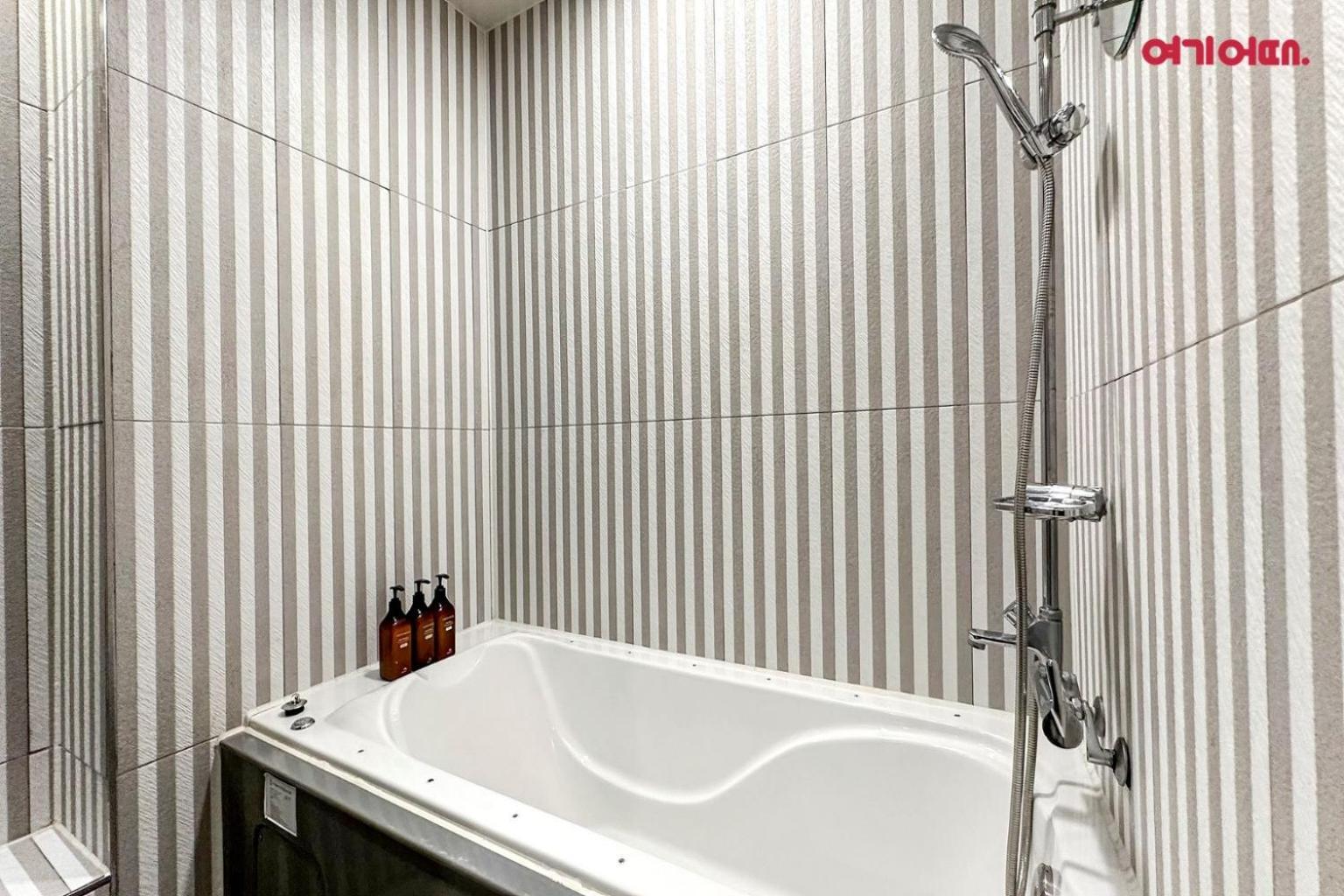 Hotel Yaja Terminal Branch Yongin Zewnętrze zdjęcie